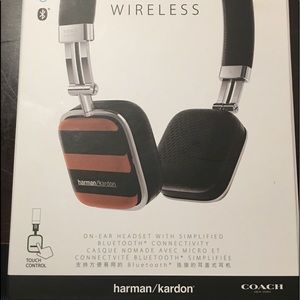 Harman/Kardon Wireless Bluetooth headset - Coach